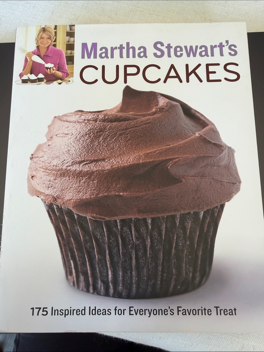 Martha Stewart Cupcakes Cookbook — 175 Inspired Ideas